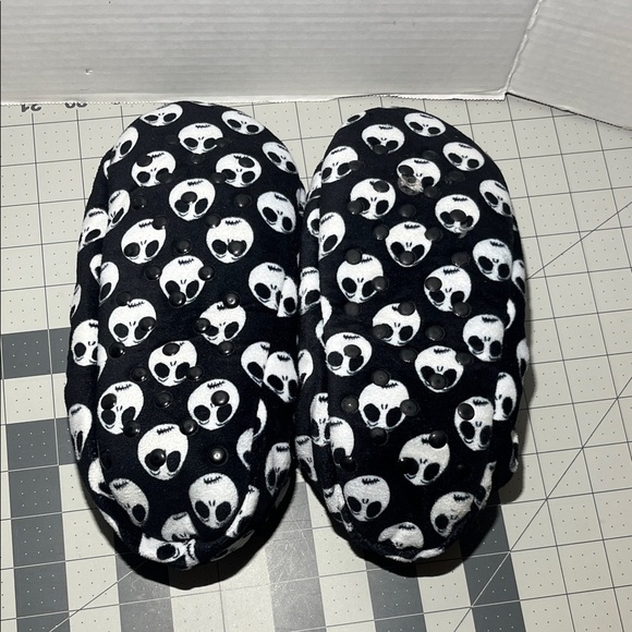 Disney Black and White Slippers - Picture 2 of 4